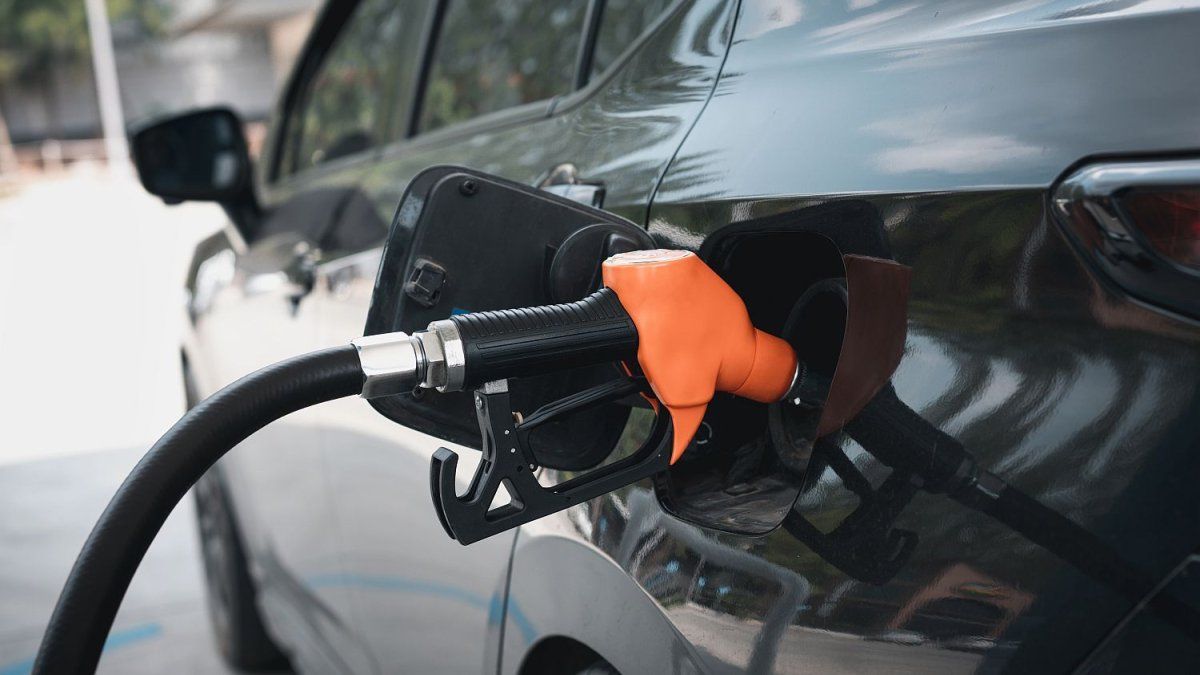 la-inflacion-desacelera,-pero-la-city-enciende-alarmas-por-el-devenir-en-el-precio-de-los-combustibles