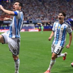 argentina-logra-una-remontada-epica-en-el-mundial-para-vencer-a-egipto-y-llegar-a-cuartos