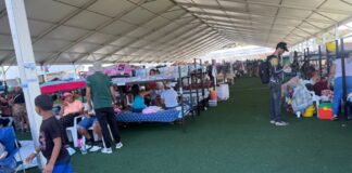 Dormir en carpa no es vida, del agradecimiento al desgaste en refugios de La Guaira dormir-en-carpa-no-es-vida,-del-agradecimiento-al-desgaste-en-refugios-de-la-guaira