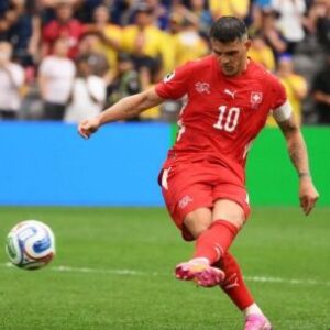 granit-xhaka-dice-a-los-aficionados-suizos-que-“sigan-sonando”-antes-del-choque-en-el-mundial-de-argentina