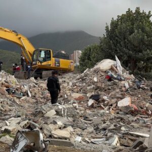 venezuela-earthquakes:-death-toll-reaches-4,500-as-20,000-struggle-in-displacement-camps