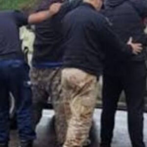 atrapan-a-3-cazadores-furtivos-con-un-cargamento-de-liebres-en-un-campo-de-chubut