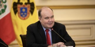 JNE deja sin efecto credencial de senador de Rafael López Aliaga y convoca a Absalón Vásquez en su lugar jne-deja-sin-efecto-credencial-de-senador-de-rafael-lopez-aliaga-y-convoca-a-absalon-vasquez-en-su-lugar