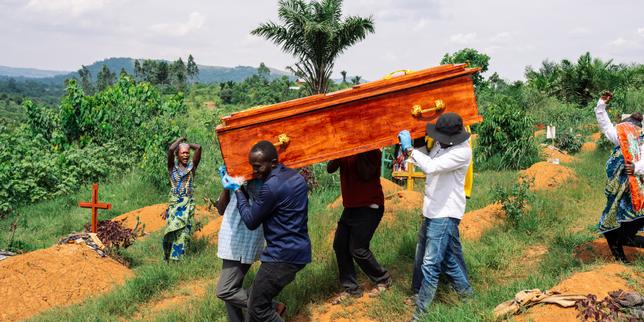 ebola:-le-bilan-de-lepidemie-depasse-desormais-les-1000morts-en-rdc-et-en-ouganda,-segun-loms
