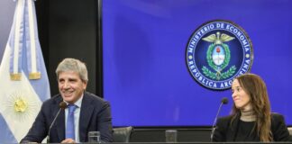Dólares del colchón: Luis Caputo adelantó que si se paga el próximo vencimiento de Ganancias se asegura el tapón fiscal dolares-del-colchon:-luis-caputo-adelanto-que-si-se-paga-el-proximo-vencimiento-de-ganancias-se-asegura-el-tapon-fiscal