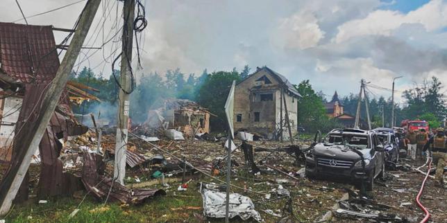 en-direct,-guerre-en-ukraine:-une-attaque-russe-contre-loblast-de-kiev-a-fait-dix-morts-et-cent-blesses