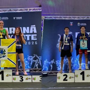 atletas-de-apucarana-conquistam-prata-e-bronce-no-wrestling-do-parana-combate