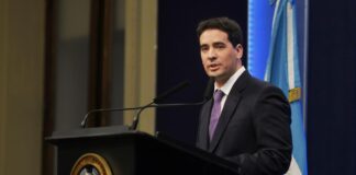 Adrián Ravier admitió que el dólar podría llegar a $1.800 en los próximos meses adrian-ravier-admitio-que-el-dolar-podria-llegar-a-$1.800-en-los-proximos-meses