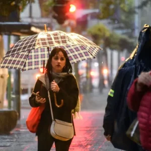 inumet-emitio-una-alerta-amarilla-por-tormentas-fuertes-y-lluvias-abundantes:-las-localidades-afectadas