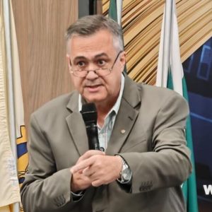 beto-preto-cobra-retirada-de-la-linea-de-trem-fora-del-area-urbana-de-apucarana