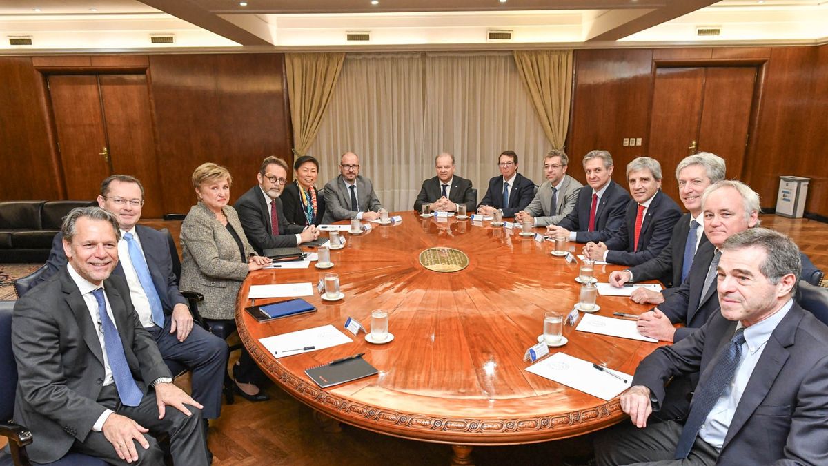 fuerte-respaldo-del-fmi-al-gobierno-y-senal-a-los-mercados:-“no-vemos-la-necesidad-de-un-financiamiento-adicional-para-la-argentina”