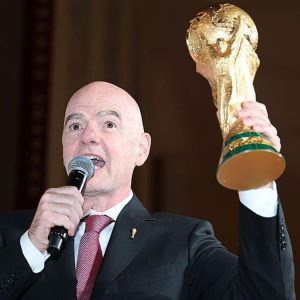 camino-al-mundial-2030-con-64-selecciones:-los-mensajes-de-infantino,-de-dominguez-y-las-ventajas-que-traera-para-uruguay