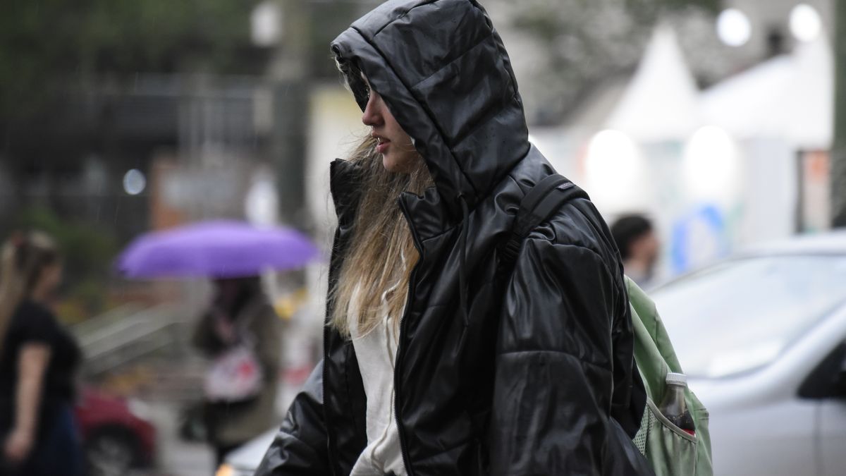 inumet-elevo-a-naranja-la-alerta-por-lluvias-abundantes-y-tormentas-fuertes:-mirara-las-zonas-afectadas