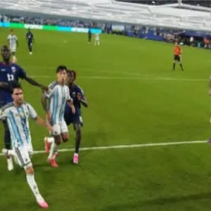 el-mejor-gol-del-mundial-fue-convertido-por-lopes-cabral
