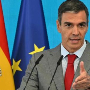 en-espana,-el-pacto-de-estado-de-pedro-sanchez-se-enfrenta-a-una-emergencia-climatica-que-esta-rechazado-por-un-derecho-climatico-esceptico.