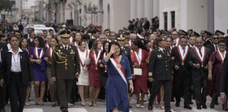 Keiko Fujimori asume la presidencia de Perú y promete cinco años de gobierno sin prórroga keiko-fujimori-asume-la-presidencia-de-peru-y-promete-cinco-anos-de-gobierno-sin-prorroga