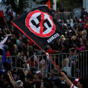 la-obsessao-com-a-decadencia-e-a-antecamara-do-autoritarismo