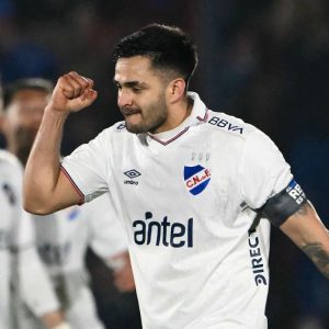 el-gol-y-la-rabia-de-maxi-gomez-tras-el-triunfo-de-nacional-en-buenos-aires,-y-un-mensaje-para-lo-que-viene:-“esto-lo-sacamos-todos-adelante”