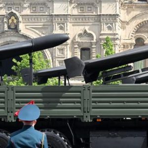 la-russie-recluta-jovenes-mujeres-en-america-latina-para-ensamblar-drones-en-tartaristan