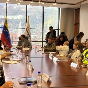 francisco-garces:-ninguna-estructura-sera-demolida-si-tiene-cuerpos-por-recuperar-en-la-guaira