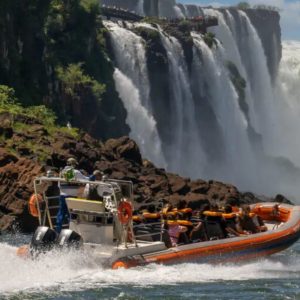 dutch-tourist-dies-during-iguazu-falls-boat-ride-in-brazil