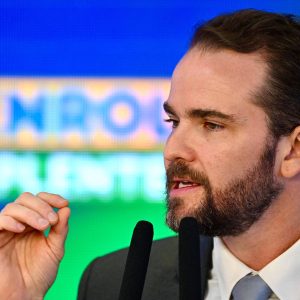 durigan-discute-con-lula-aperto-no-arcbouco-em-4o-mandato-e-novos-gatilhos-para-restringir-despesas