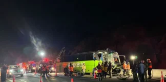 Más de 20 lesionados tras choque de autobús y camión en Ruta 68 mas-de-20-lesionados-tras-choque-de-autobus-y-camion-en-ruta-68