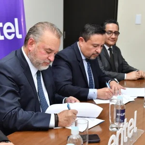 universitarios-de-la-upb-podran-acceder-a-pasantias-en-entel