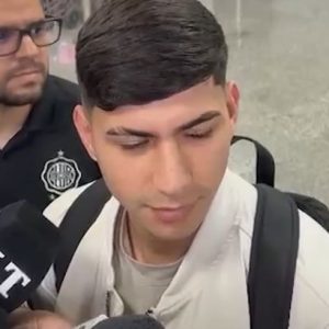 llego-el-chileno-matus-para-sumarse-a-olimpia-y-ya-podria-debutar-el-domingo