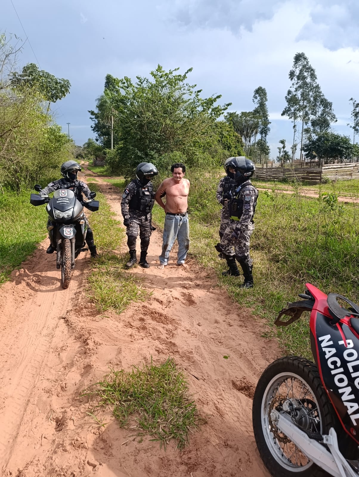 lolince-detienen-al-hombre-que-asɘsiɳ-a-su-cunado