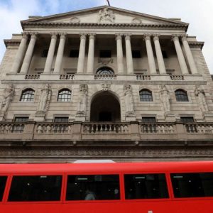 el-banco-de-inglaterra-mantuvo-las-tasas-sin-cambios,-pero-anticipo-que-esta-“listo-para-actuar-ante-la-inflacion”