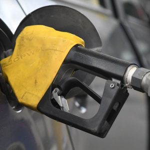 el-gobierno-resolvio-mantener-los-precios-de-los-combustibles-para-agosto