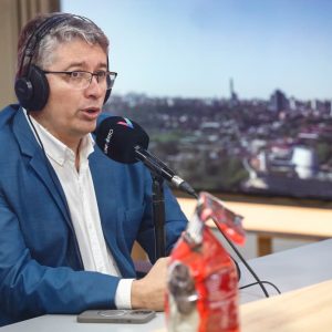 ariel-ojeda-busca-devolver-el-brillo-a-fernando-de-la-mora