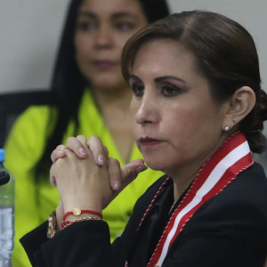 cal-denuncia-a-patricia-benavides-por-presunto-ejercicio-ilegal-de-la-profesion