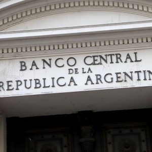 reforma-del-bcra:-amplio-respaldo-para-los-limites-a-la-emision-y-algunos-reparos-sobre-el-mandato-unico