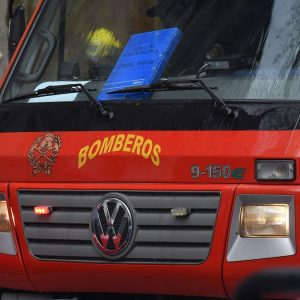 dos-personas-murieron-en-el-incendio-de-una-casa-en-maldonado:-otro-joven-resulto-intoxicado
