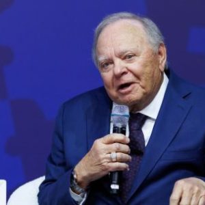oil-billionaire-hamm-seeks-to-expand-in-argentinas-shale-patch