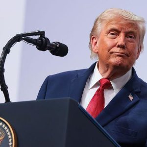 deportados-de-estados-unidos:-un-gobierno-tironeado-e-incomodo