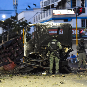 atentado-con-camion-bomba-en-colombia-deja-11-heridos-a-dias-de-la-investidura-presidencial-de-abelardo-de-la-espriella