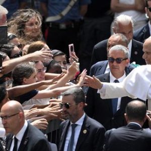 leglise-de-france-se-prepare-a-la-visite-historique-du-pape-leonxiv-en-septembre,-avec-une-messe-geante-sur-les-champs-elysees-en-point-dorgue