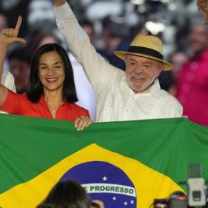 au-bresil,-lula,-80ans,-lance-sa-campagne-pour-decrocher-un-quatrieme-mandat