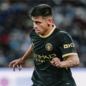 el-diablito-echeverri-viajo-a-la-gira-del-manchester-city
