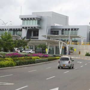 aeropuerto-ernesto-cortissoz-quedo-por-fuera-del-conpes-4205-pese-a-estar-en-riesgo-critico;-atlantico-exige-plan-urgente-para-modernizarlo-ya