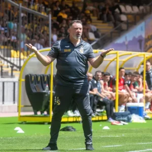 caputto-ya-proyecta-una-exigente-semana-para-el-campeon