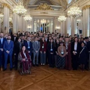la-libertad-avanza,-pro-team-up-in-forum-against-abortion-and-sex-education