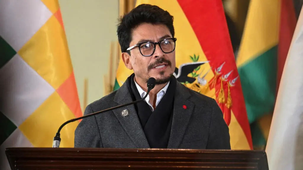 uno-por-otro-de-samuel?-aramayo-asume-como-ministro-de-la-presidencia