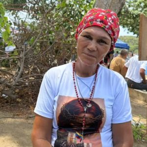 jazmin-urimare,-la-maestra-que-lucha-por-educar-bajo-una-carpa-en-vargas