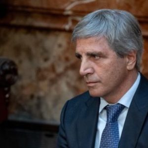 mileis-money-man-shuns-foreign-markets-after-failed-bond-binge