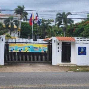 chile,-peru-y-republica-dominicana-reactivan-consulados-en-venezuela,-pero-con-cautela
