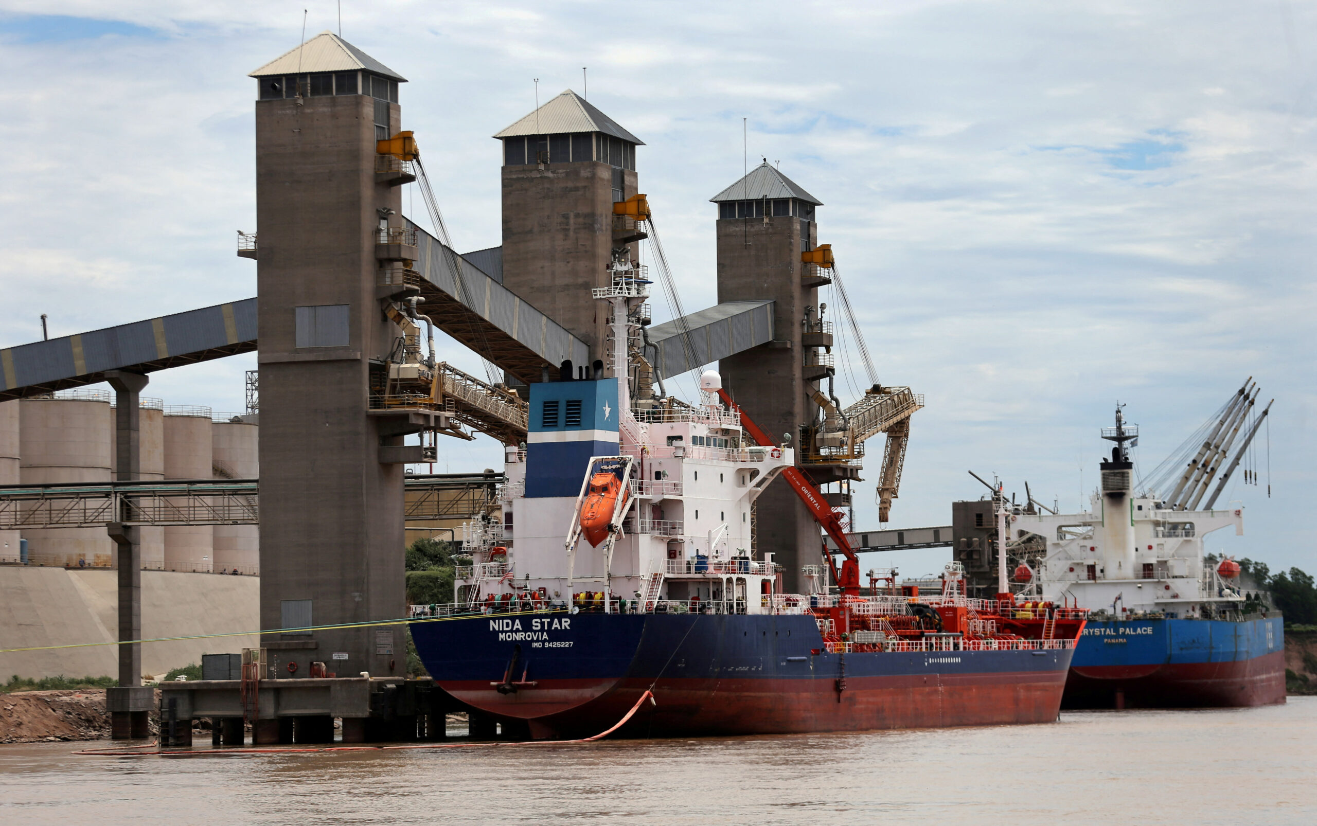 port-paralysis-has-argentine-firms-worried-about-the-countrys-reputation